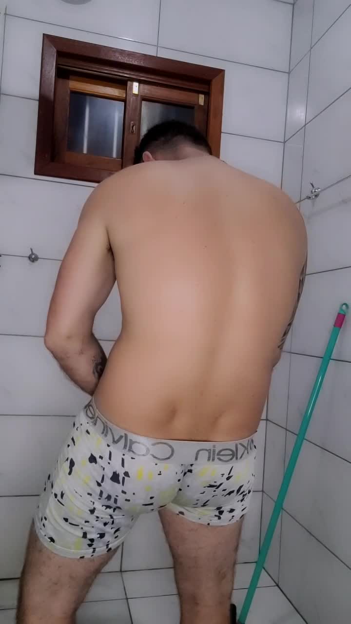 View or download file _luiscarloshot_ on 2023-09-20 from cam4